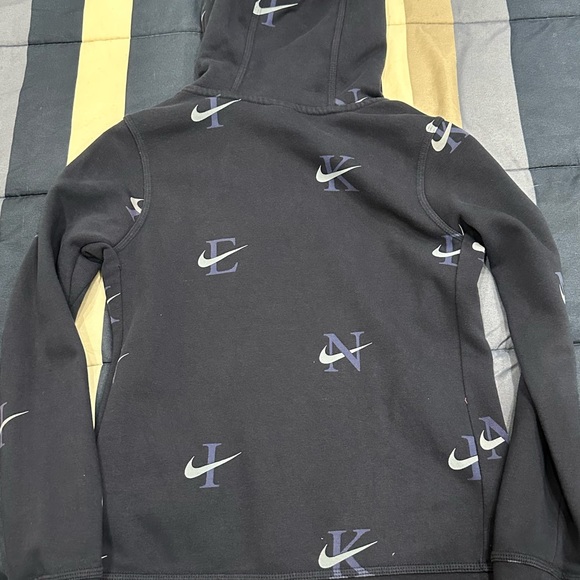 BOYS NIKE SWEATSUIT - Picture 7 of 7